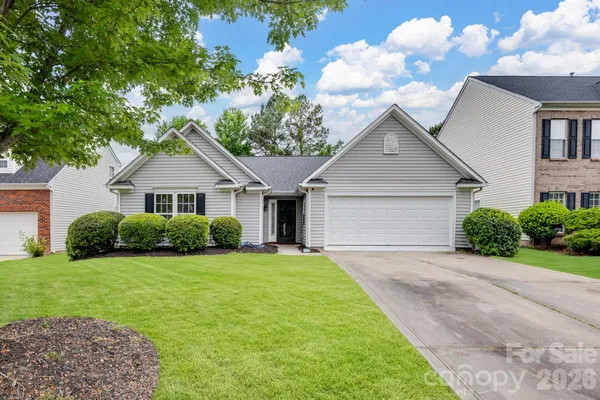 $389,900 | 5123 Sunburst Lane, Charlotte, NC 28213