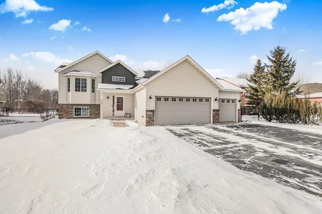 $374,900 | 417 13th Avenue North, Sartell, MN 56377