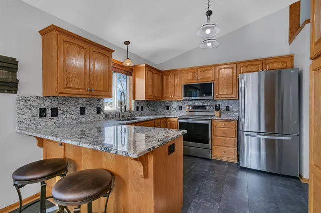 $374,900 | 417 13th Avenue North, Sartell, MN 56377