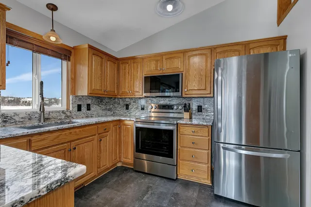 $374,900 | 417 13th Avenue North, Sartell, MN 56377