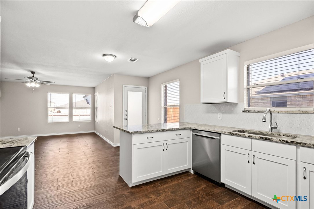 2409 Riley Drive Killeen, TX 76542 - Photo 4 of 13 Gallery Image 4