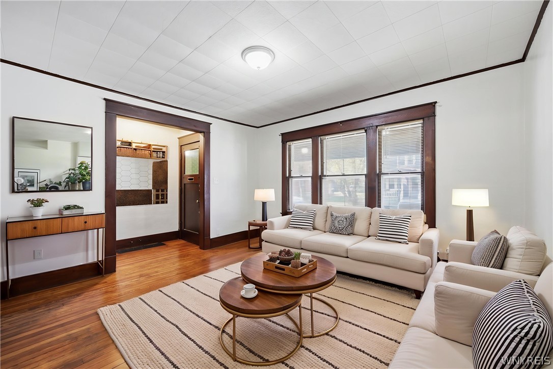 95 Custer Street Buffalo, NY 14214 - Photo 4 of 43 Virtually Staged