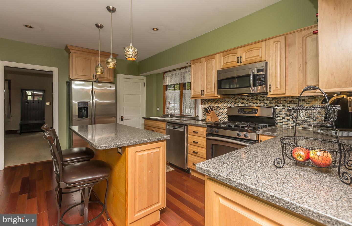 560 Kathmere Road Havertown, PA 19083 - Photo 18 of 47
