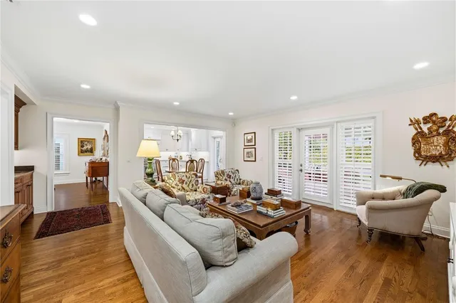 $1,100,000 | 1065 Edgewater Drive, Unit C3, Orlando, FL 32804