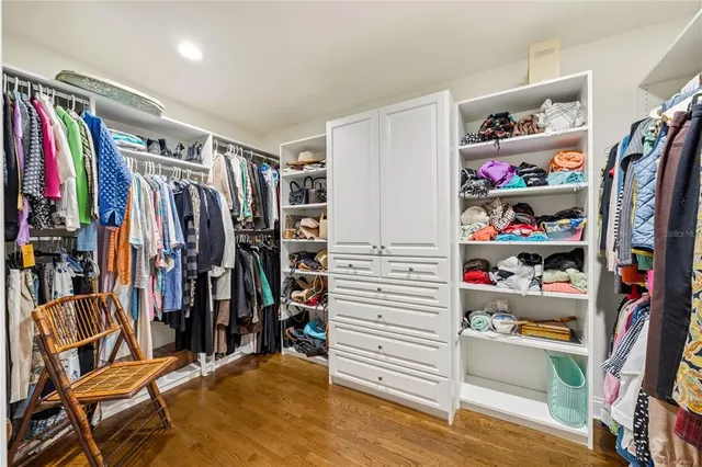 $1,100,000 | 1065 Edgewater Drive, Unit C3, Orlando, FL 32804