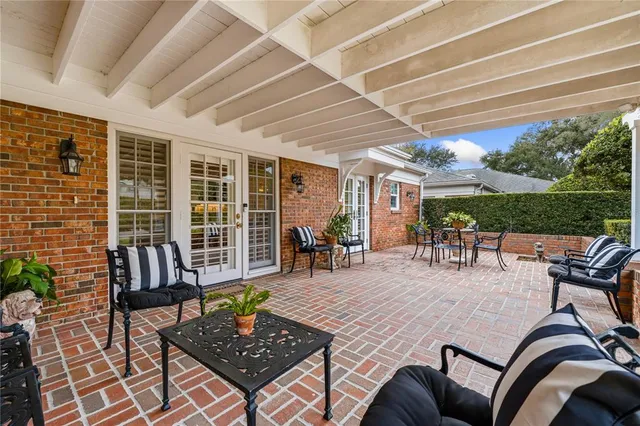 $1,100,000 | 1065 Edgewater Drive, Unit C3, Orlando, FL 32804