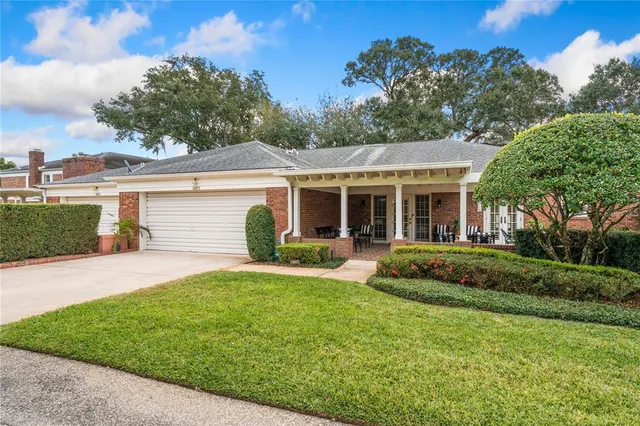 $1,100,000 | 1065 Edgewater Drive, Unit C3, Orlando, FL 32804