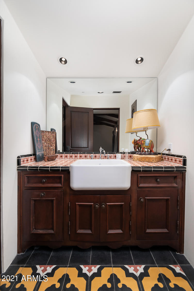 6667 East Stallion Road Paradise Valley, AZ 85253 - Photo 50 of 51 _EJK7750-Edit