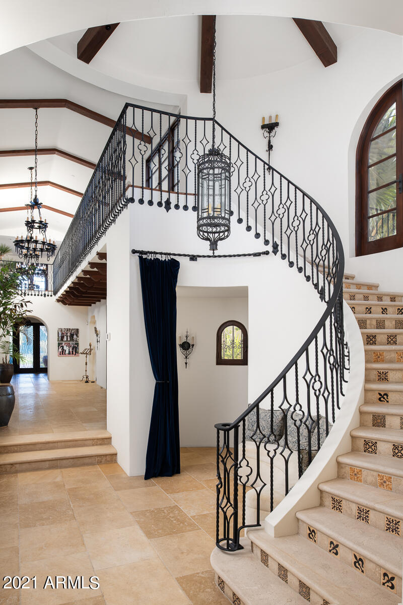 6667 East Stallion Road Paradise Valley, AZ 85253 - Photo 6 of 51 _EJK7402-Edit