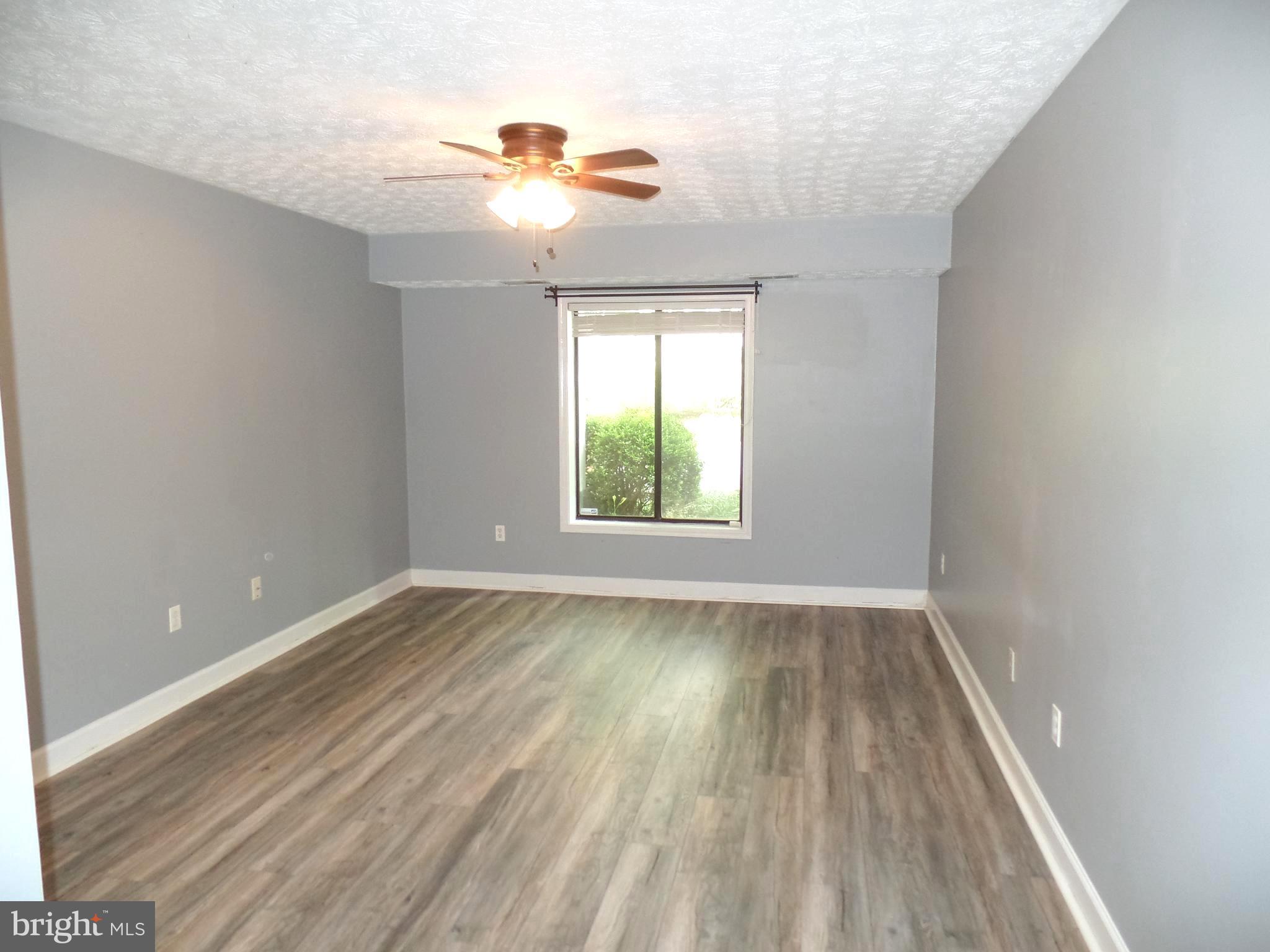 2224 Hunter's Run Drive Reston, VA 20191 - Photo 12 of 22 Primary Bedroom