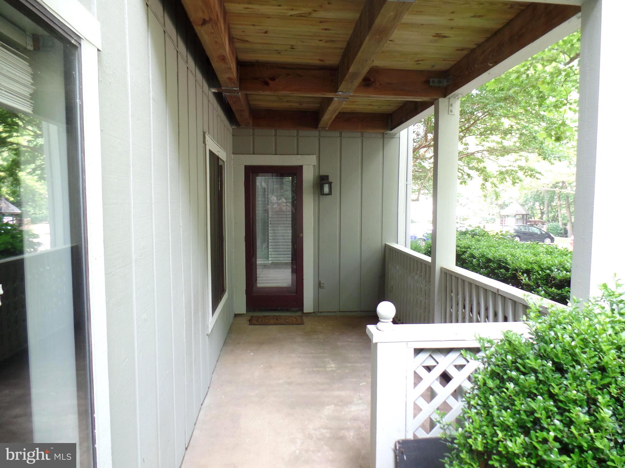2224 Hunter's Run Drive Reston, VA 20191 - Photo 20 of 22 Gallery Image 20