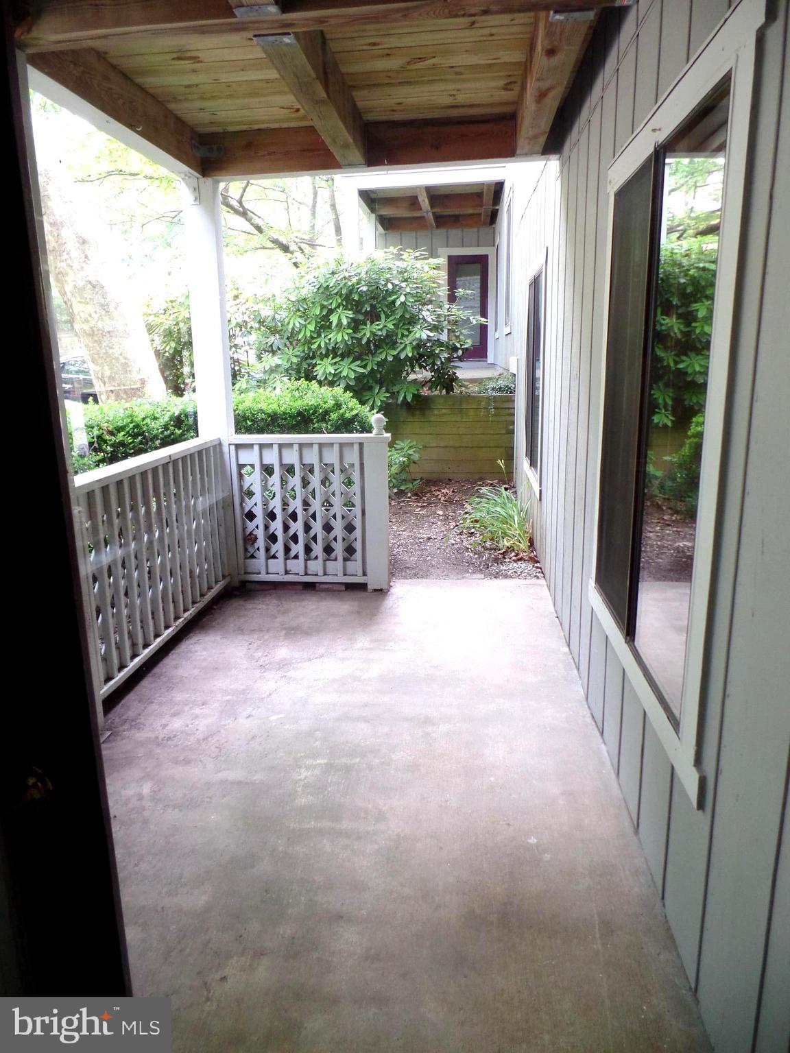 2224 Hunter's Run Drive Reston, VA 20191 - Photo 21 of 22 Gallery Image 21