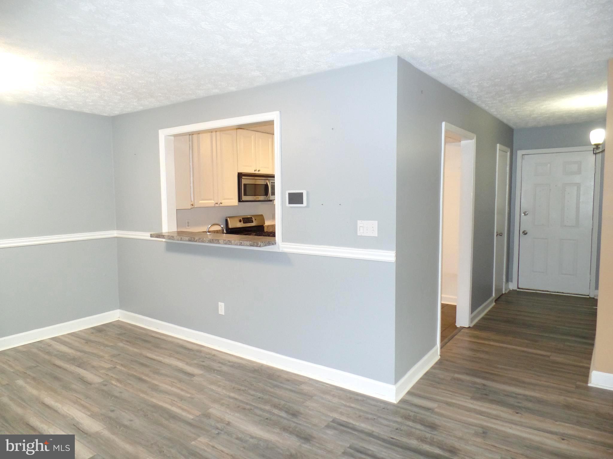 2224 Hunter's Run Drive Reston, VA 20191 - Photo 9 of 22 Gallery Image 9