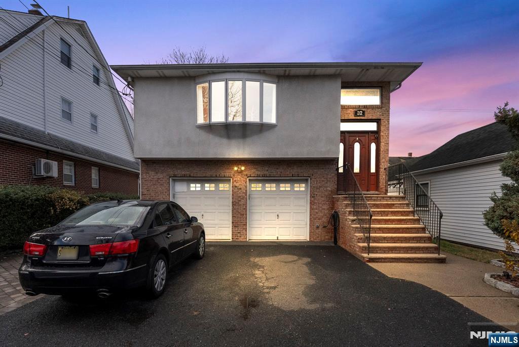 32 Hayward Place Wallington, NJ 07057 - Photo 1 of 21