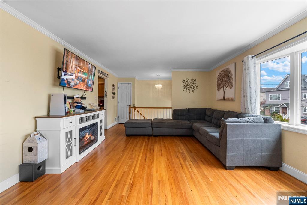 32 Hayward Place Wallington, NJ 07057 - Photo 4 of 21