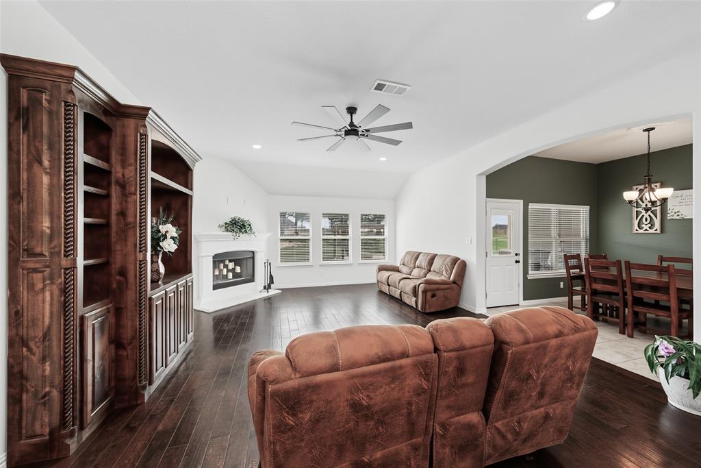 1268 County Road 4797 Springtown, TX 76082 - Photo 26 of 40 Gallery Image 26