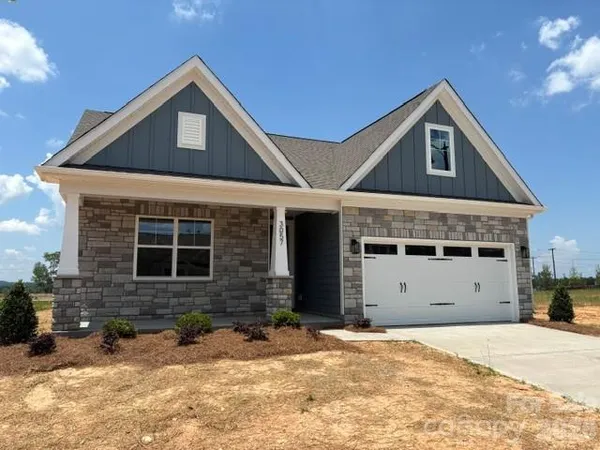 $539,900 | 3057 Constitution Lane, Gastonia, NC 28056
