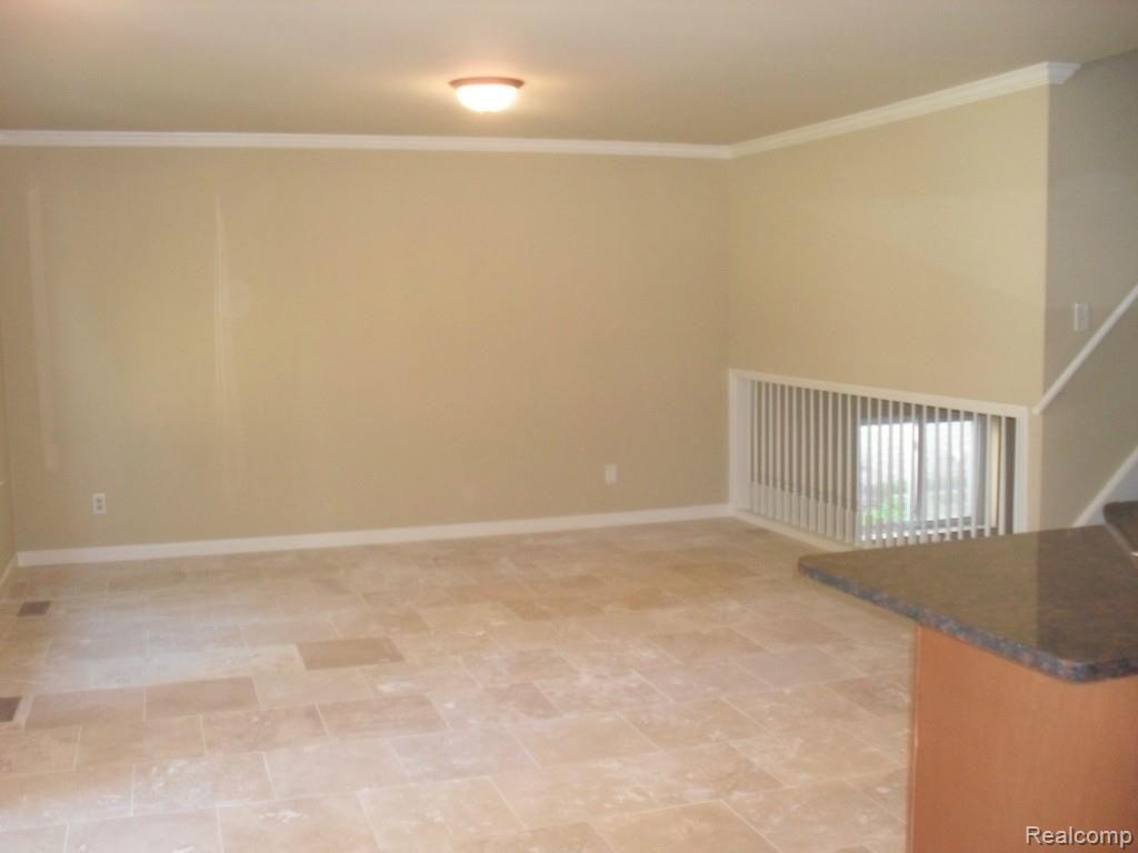 13662 Martin Road Warren, MI 48088 - Photo 6 of 24 Martin 019.jpg
