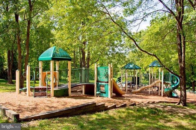 10603 Old Barn Road New Market, MD 21774 - Photo 22 of 22 Dozens of Playgrounds!
