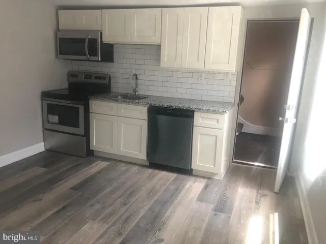 $1,000 | 317 Reed Street, Unit 3R, Philadelphia, PA 19147