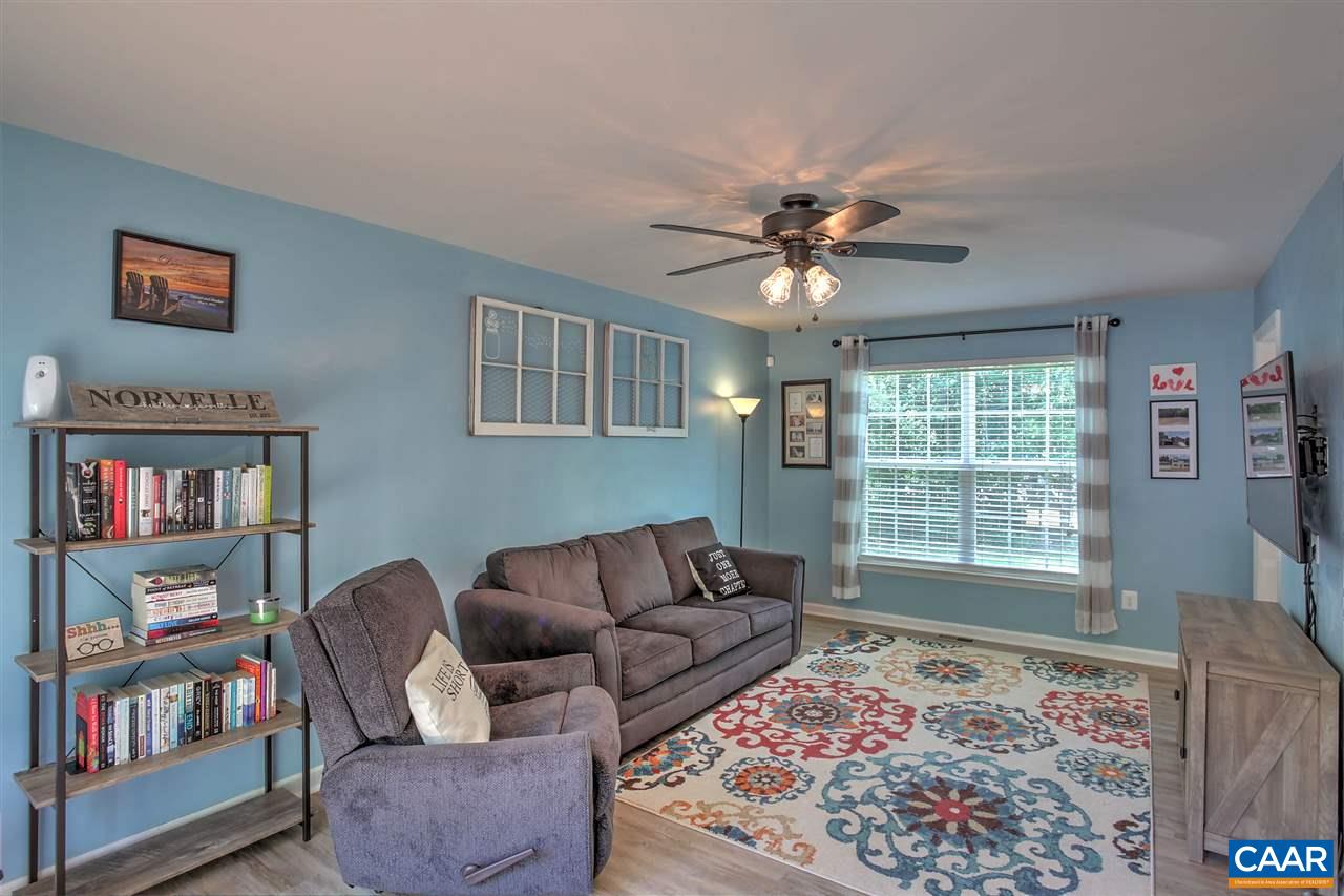 205 Jacoby Road Louisa, VA 23093 - Photo 3 of 21 a living room with furniture and a window
