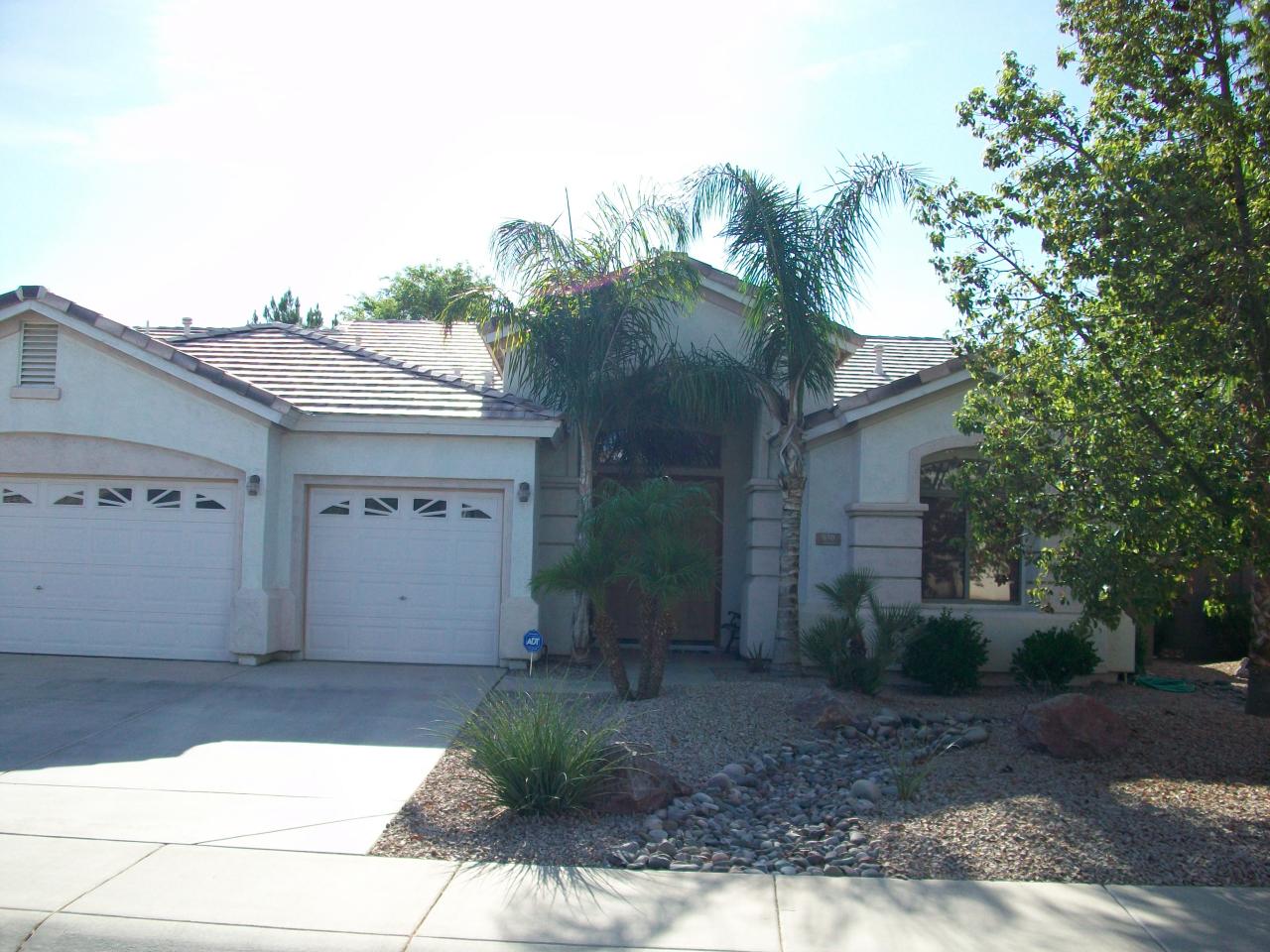 970 South Rutherford Court Gilbert, AZ 85296 - Photo 1 of 18 Front of House