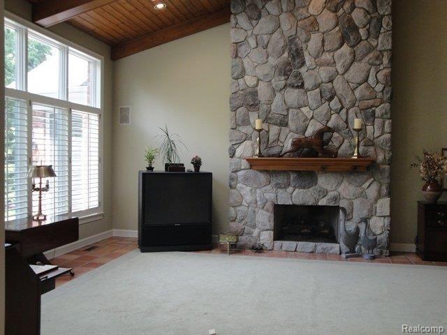 237 Ridge Road Grosse Pointe, MI 48236 - Photo 7 of 25 DSC01591.JPG