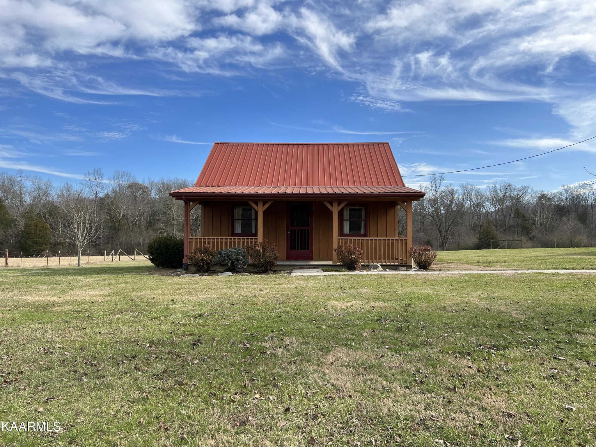 4841 Decatur Highway Ten Mile, TN 37880 - Photo 24 of 24 a front view of a house with garden