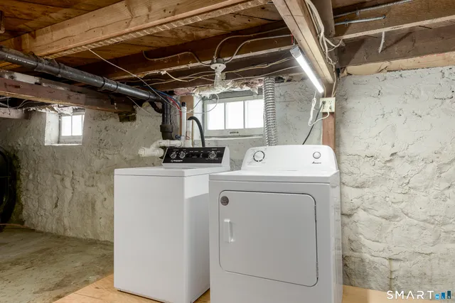 $1,800 | 170 Lake Drive, East Hampton, CT 06424