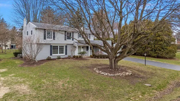 $500,000 | 2456 Lost Tree Way, Bloomfield Hills, MI 48304