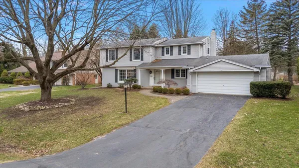 $500,000 | 2456 Lost Tree Way, Bloomfield Hills, MI 48304