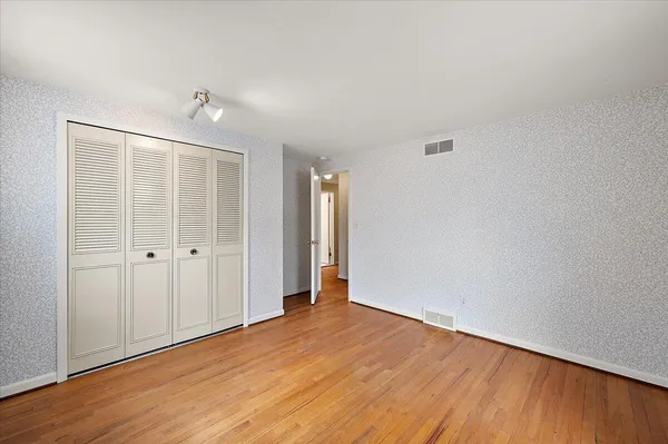 $500,000 | 2456 Lost Tree Way, Bloomfield Hills, MI 48304