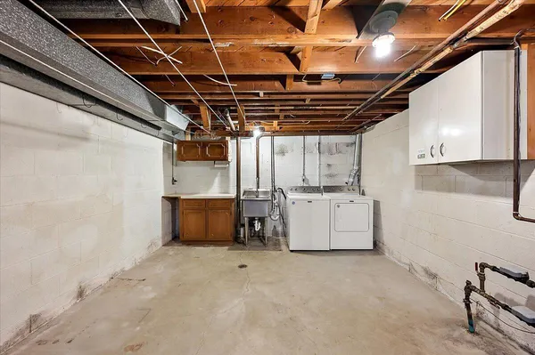 $500,000 | 2456 Lost Tree Way, Bloomfield Hills, MI 48304