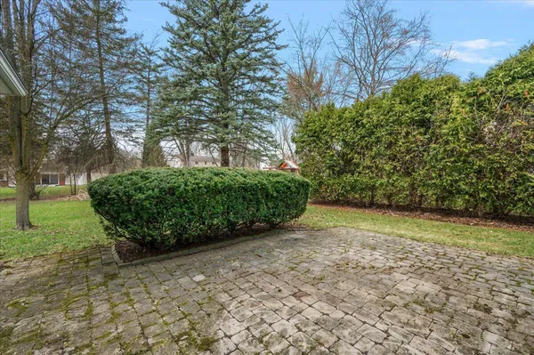 $500,000 | 2456 Lost Tree Way, Bloomfield Hills, MI 48304