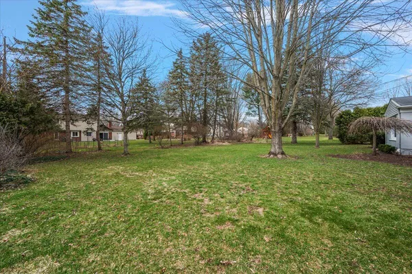 $500,000 | 2456 Lost Tree Way, Bloomfield Hills, MI 48304