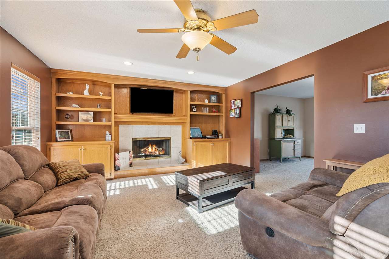 7013 Pleasant Ridge Drive Southwest Cedar Rapids, IA 52404 - Photo 7 of 51 Gallery Image 7