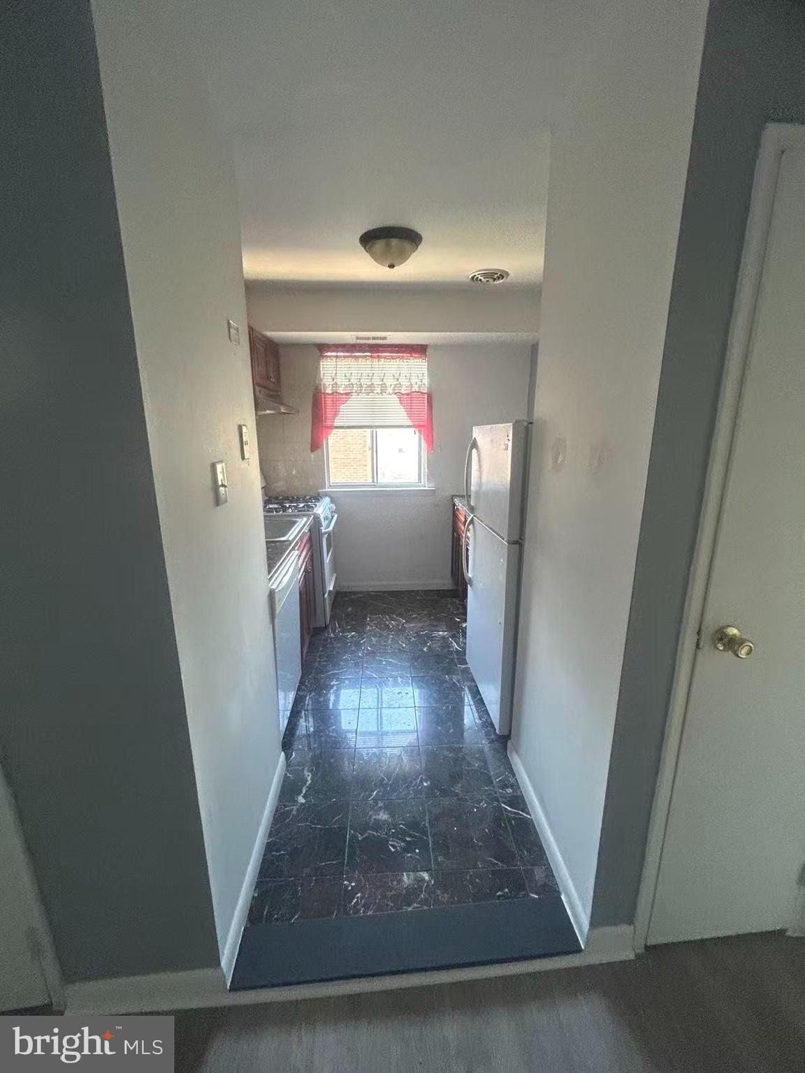 9921 Bustleton Avenue, Unit Y10 Philadelphia, PA 19115 - Photo 4 of 14