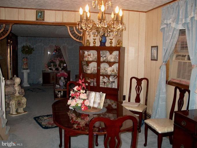 47 Waterview Road Dundalk, MD 21222 - Photo 8 of 19 Dining Room