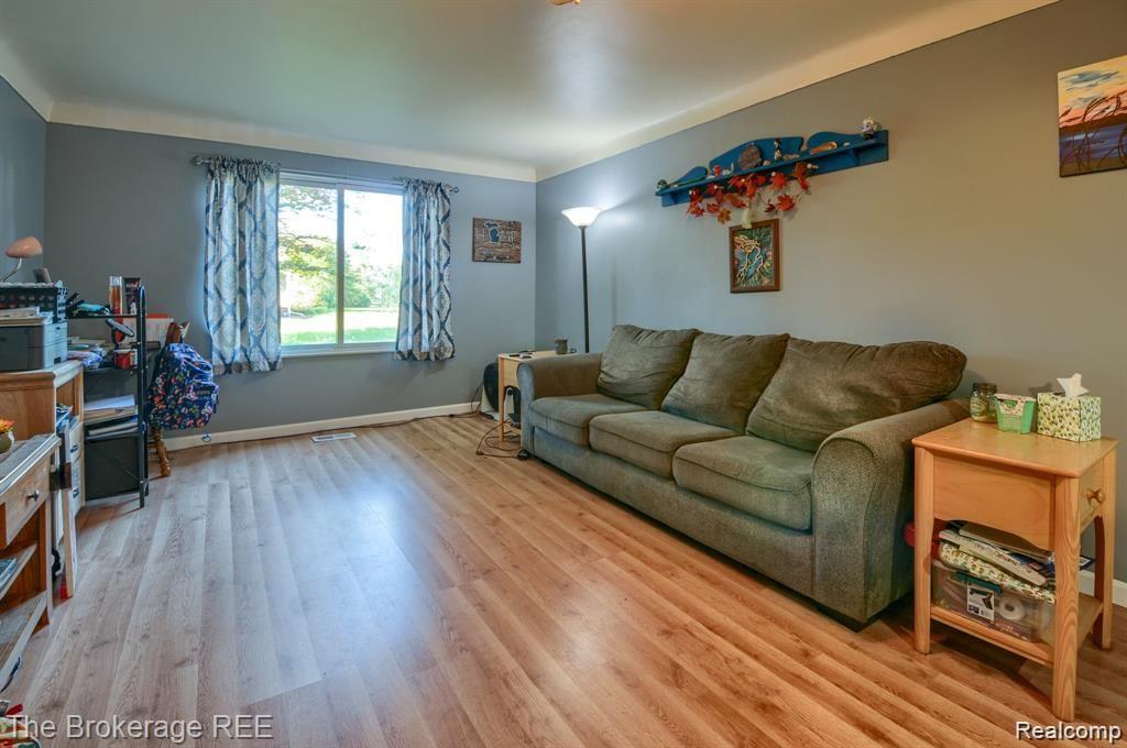 11245 Nichols Road Montrose, MI 48457 - Photo 12 of 24 SD3_5766-HDR(5).jpg
