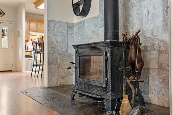 $425,000 | 24921 Sunset Way, Tehachapi, CA 93561