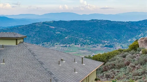 $425,000 | 24921 Sunset Way, Tehachapi, CA 93561