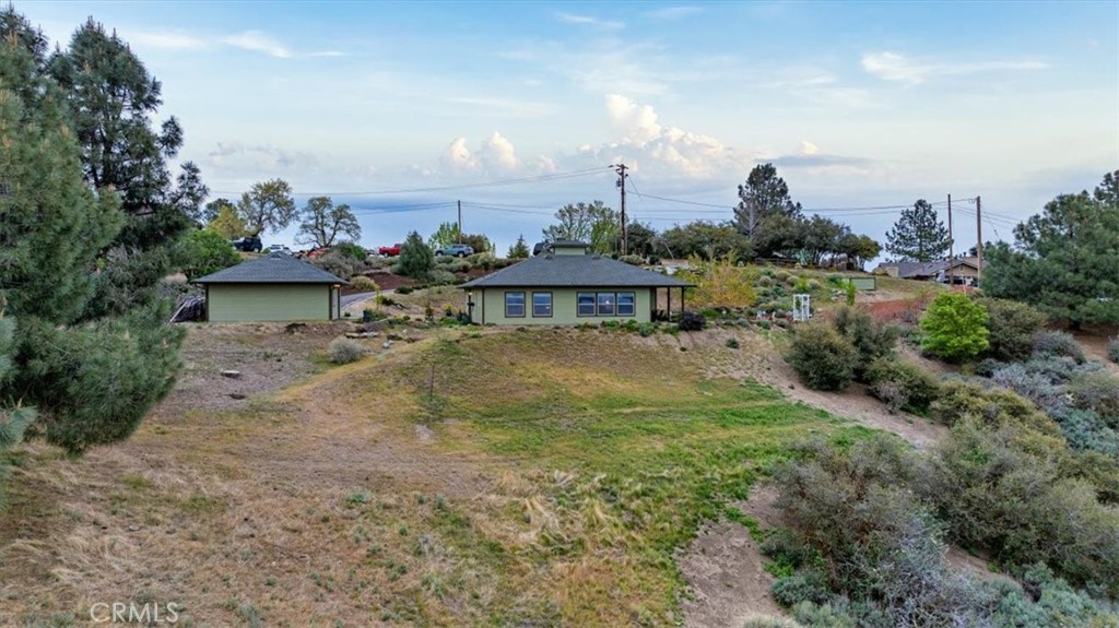 24921 Sunset Way Tehachapi, CA 93561 - Photo 36 of 73