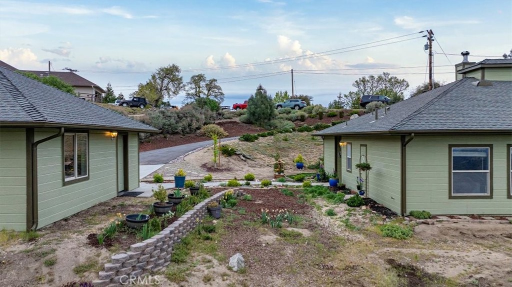 24921 Sunset Way Tehachapi, CA 93561 - Photo 37 of 73