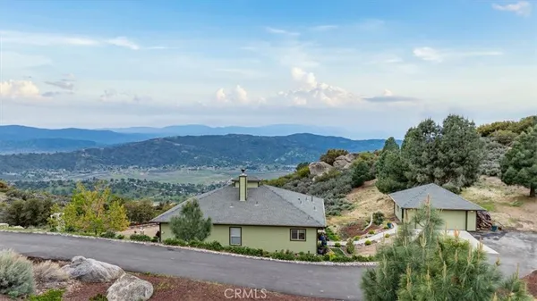 $425,000 | 24921 Sunset Way, Tehachapi, CA 93561