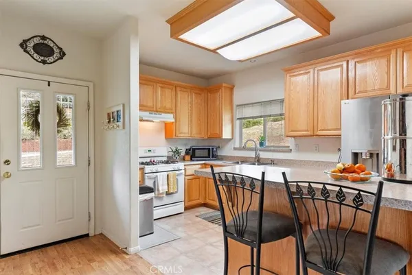 $425,000 | 24921 Sunset Way, Tehachapi, CA 93561