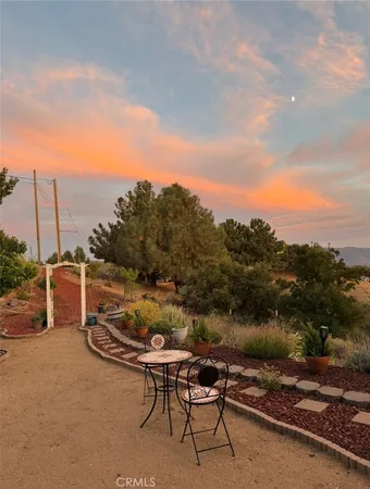 $425,000 | 24921 Sunset Way, Tehachapi, CA 93561
