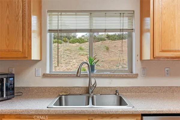 $425,000 | 24921 Sunset Way, Tehachapi, CA 93561