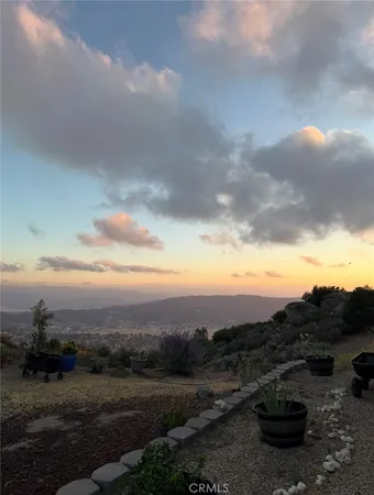 $425,000 | 24921 Sunset Way, Tehachapi, CA 93561