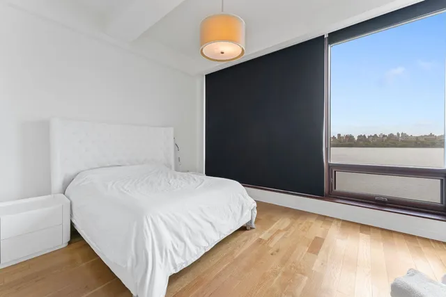 $849,000 | 9 Somerset Lane, Unit 402, Edgewater, NJ 07020