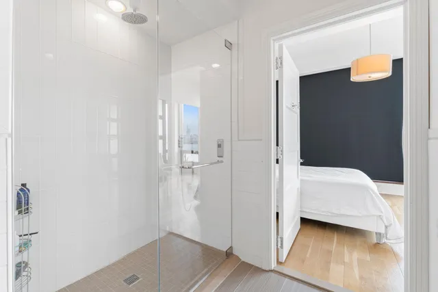 $849,000 | 9 Somerset Lane, Unit 402, Edgewater, NJ 07020